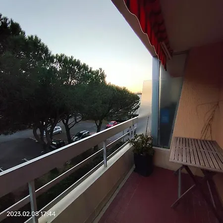 F2 A Avec Piscine Proche Des Plages Et Base Nature * Fréjus
